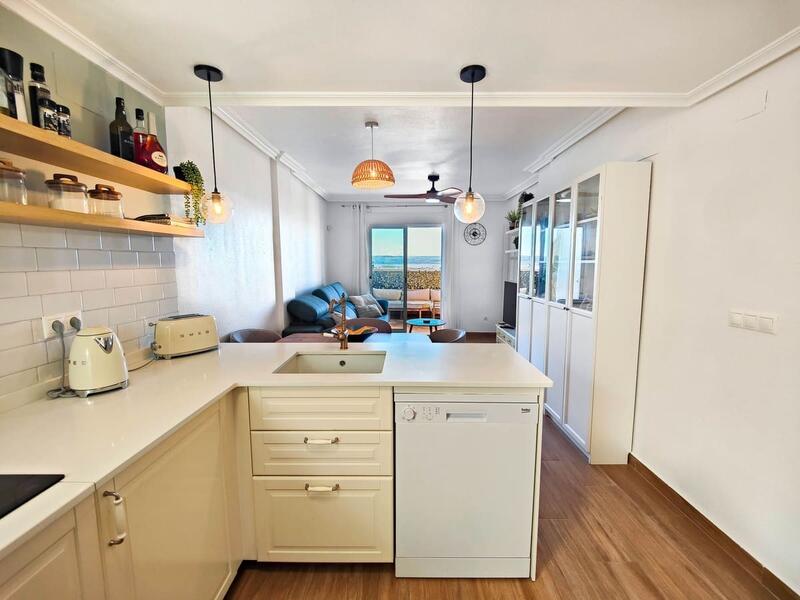 3 slaapkamer Appartement Te koop 3 slaapkamer Appartement Te koop