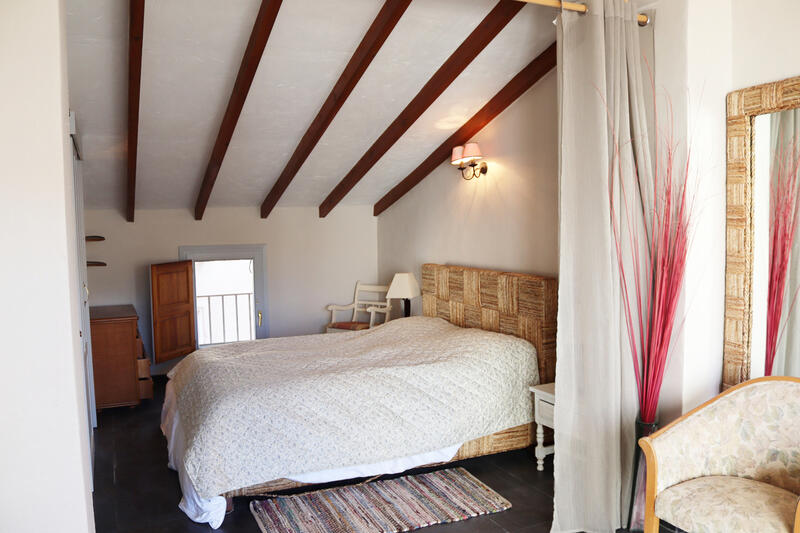 3 bedroom Townhouse for sale