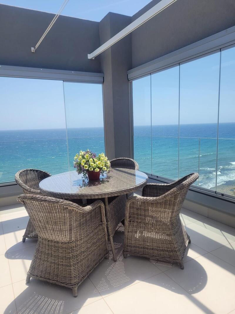 3 bedroom Apartment for sale