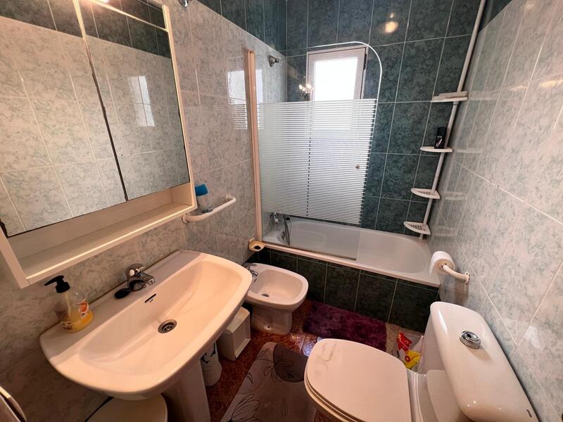 2 slaapkamer Appartement Te koop 2 slaapkamer Appartement Te koop