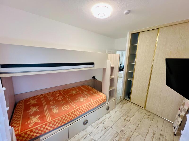 2 спальная комната квартира продается