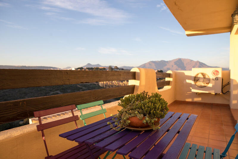 Apartamento en venta en La Duquesa, Málaga