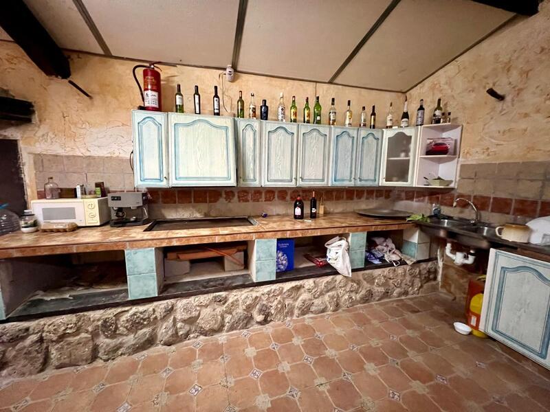 4 bedroom Country House for sale