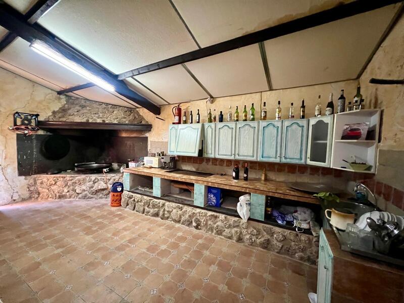 4 bedroom Country House for sale