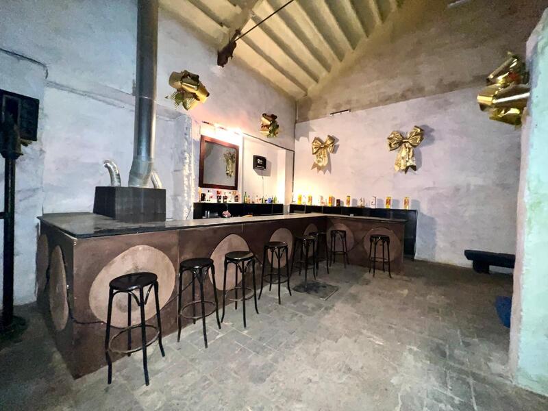 4 bedroom Country House for sale