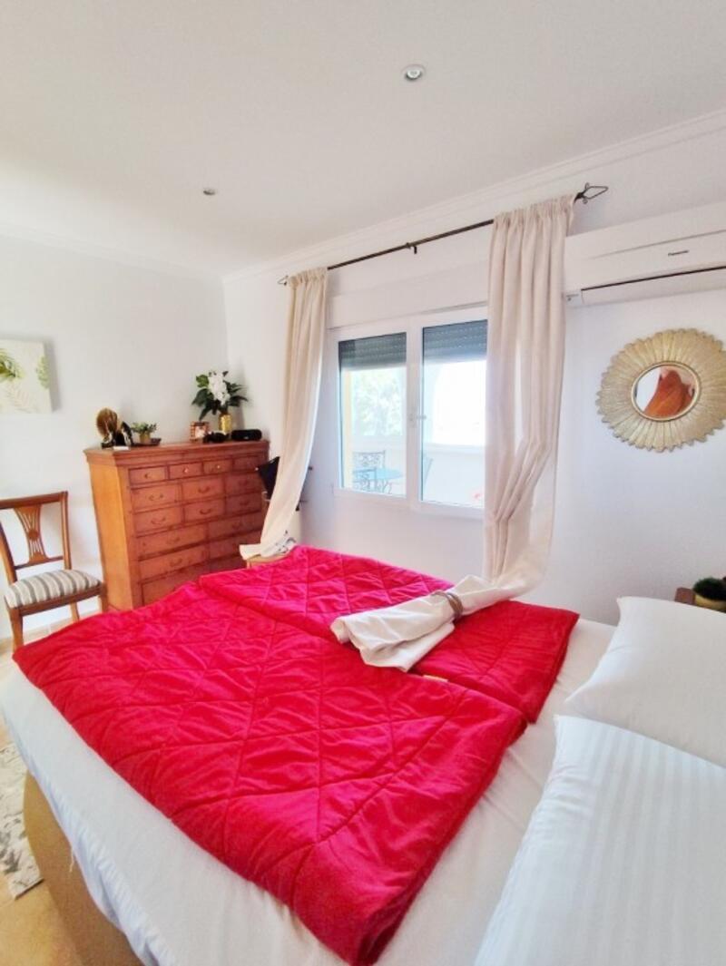 4 slaapkamer Villa Te koop