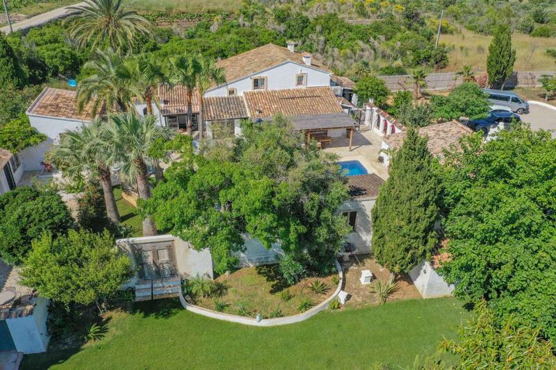 5 bedroom Villa for sale