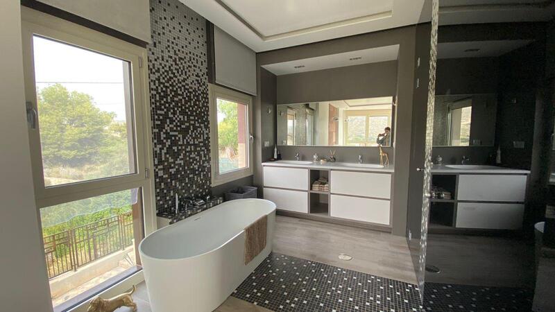 3 bedroom Villa for sale 3 bedroom Villa for sale