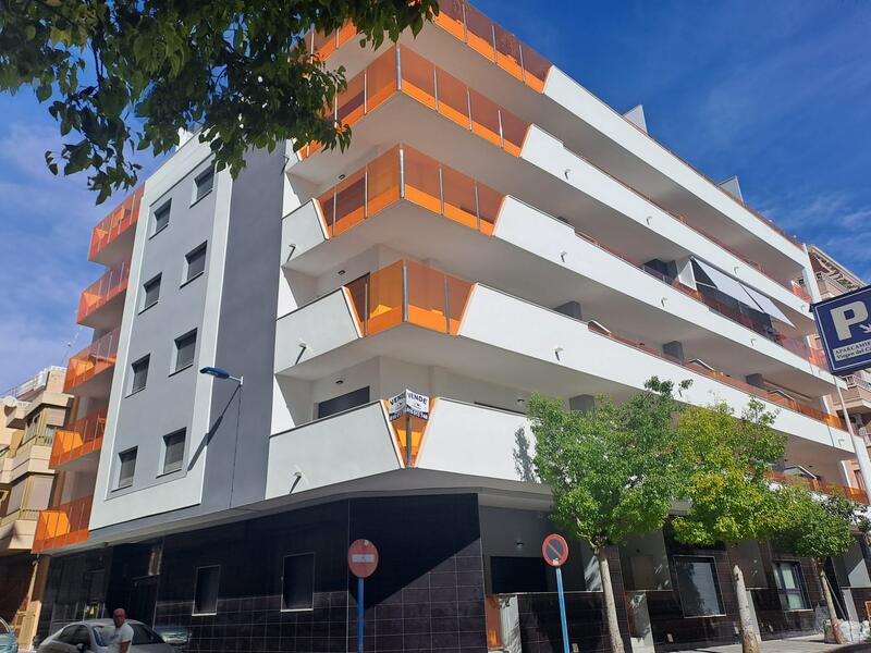 Apartment for sale in Torrevieja, Alicante