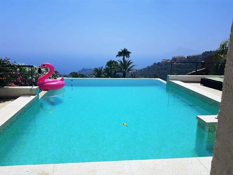 6 soverom Villa til salgs