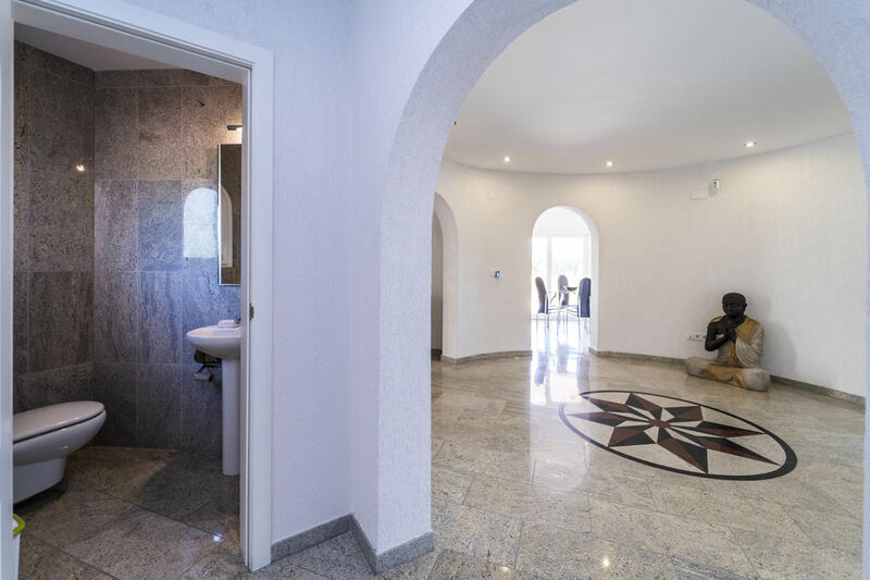 6 Schlafzimmer Villa zu verkaufen