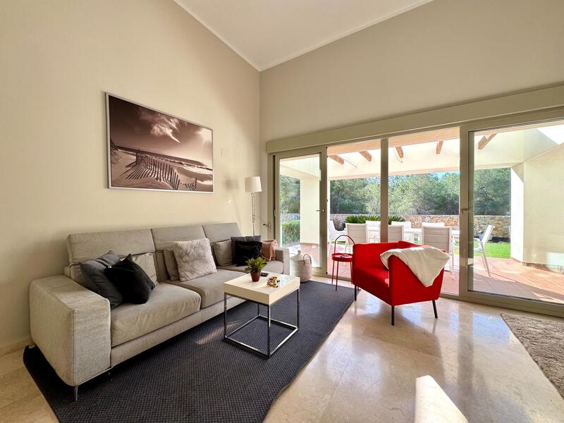 3 спальная комната вилла продается