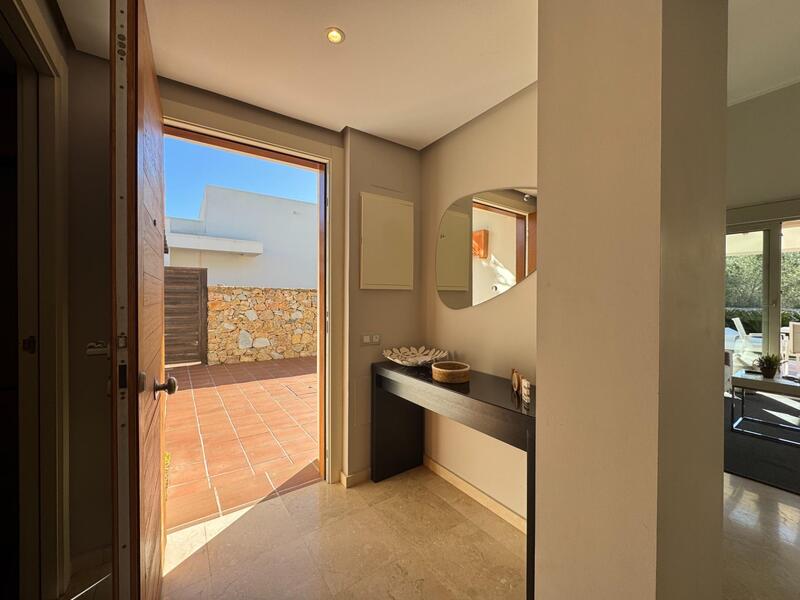 3 спальная комната вилла продается