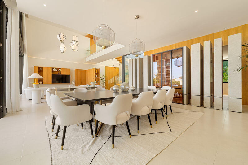 6 bedroom Villa for sale 6 bedroom Villa for sale