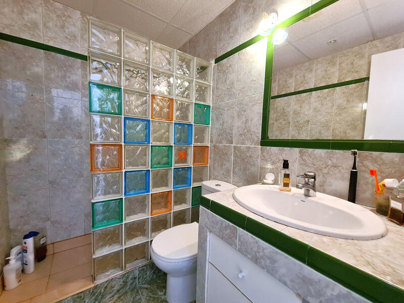 2 soveværelse Byhus til salg