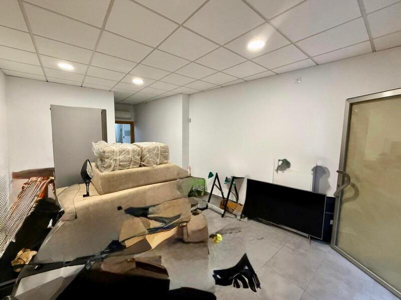 Kommersiella fastigheter till salu