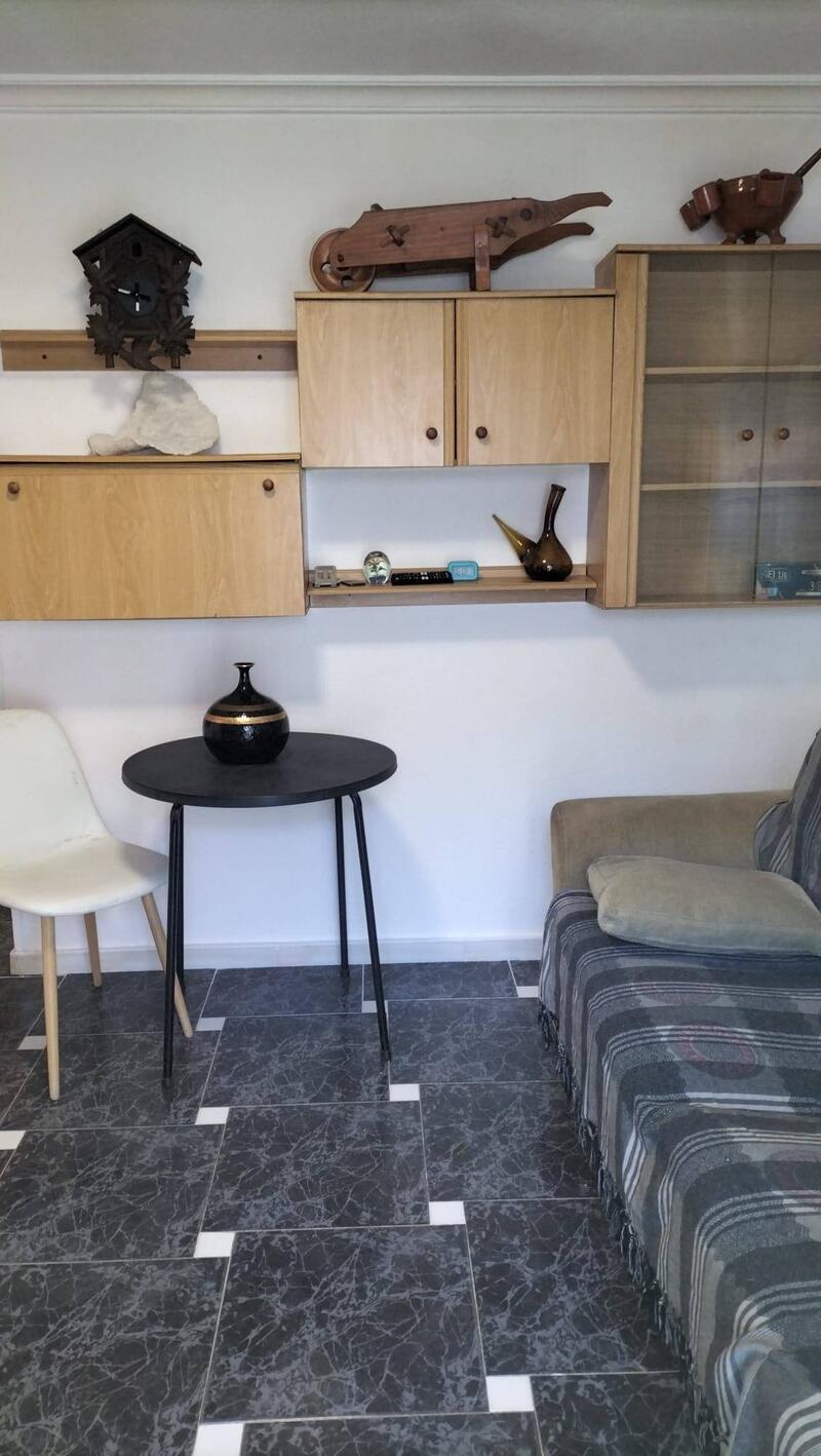 2 slaapkamer Appartement Te koop 2 slaapkamer Appartement Te koop