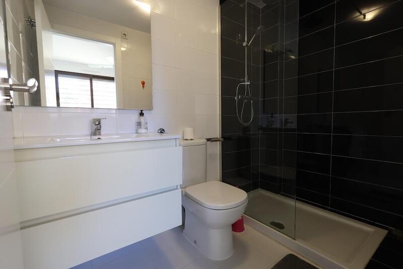 2 bedroom Townhouse for sale