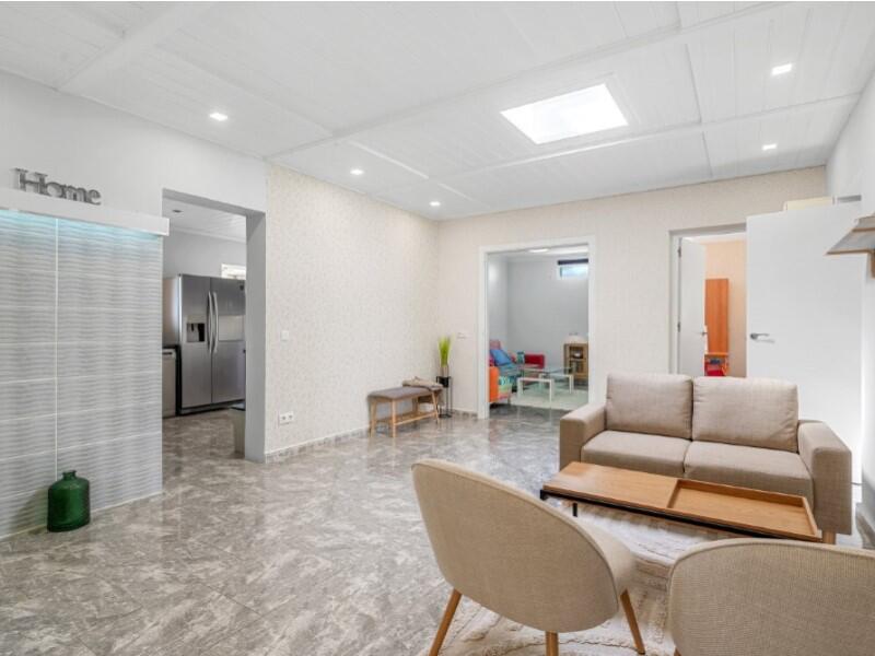 7 bedroom Villa for sale