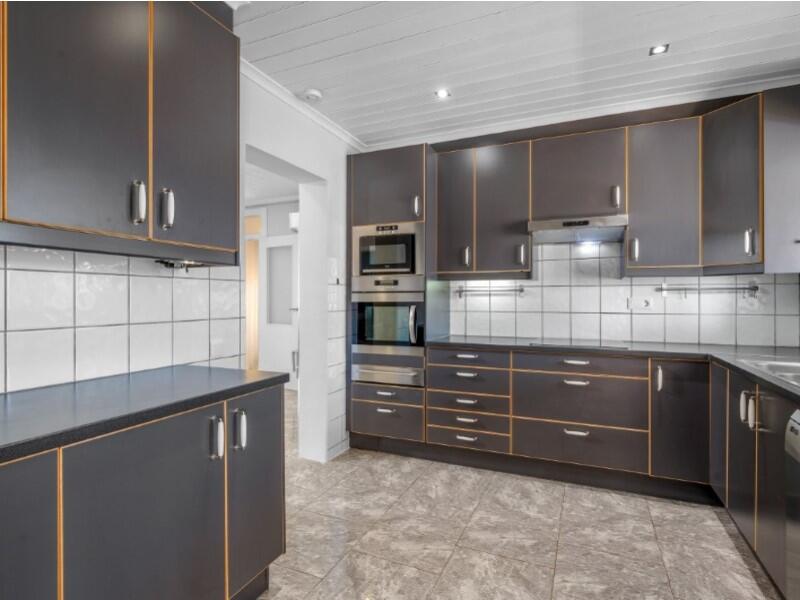 7 bedroom Villa for sale