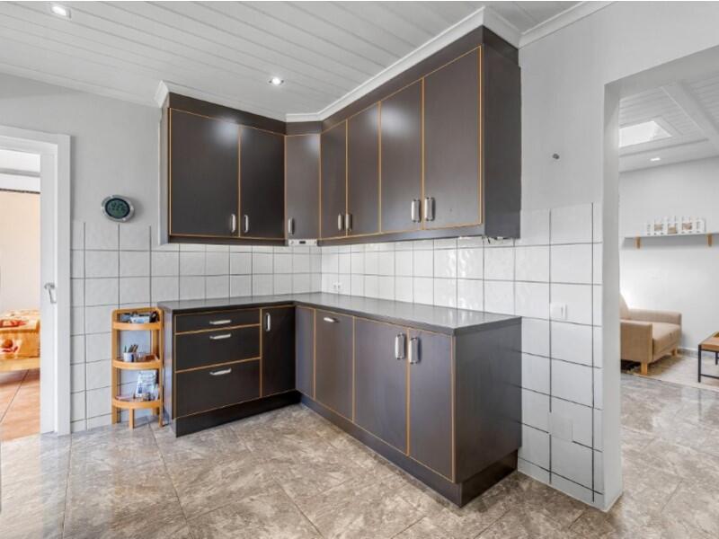 7 bedroom Villa for sale