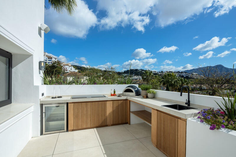 5 bedroom Villa for sale