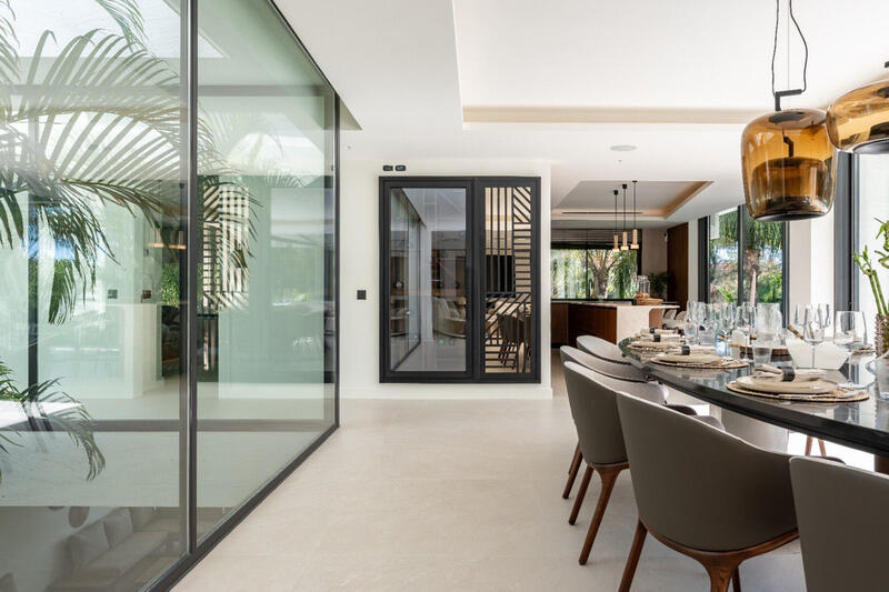 5 bedroom Villa for sale