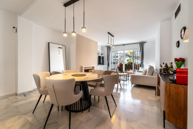 3 bedroom Apartment for sale