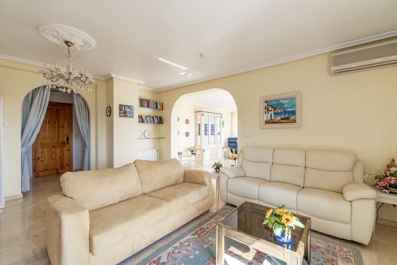 3 bedroom Apartment for sale