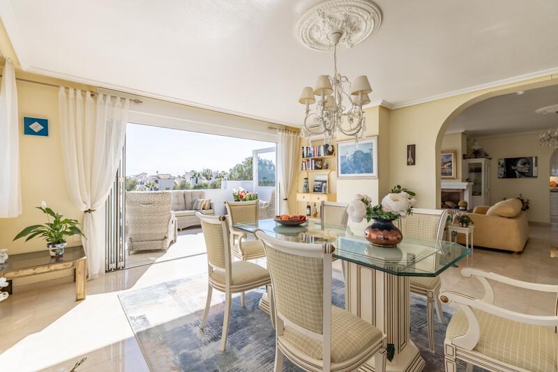 3 bedroom Apartment for sale