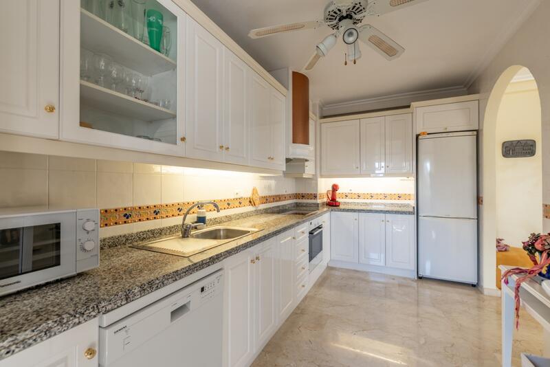 3 bedroom Apartment for sale