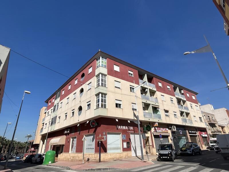 2 bedroom Apartment for sale