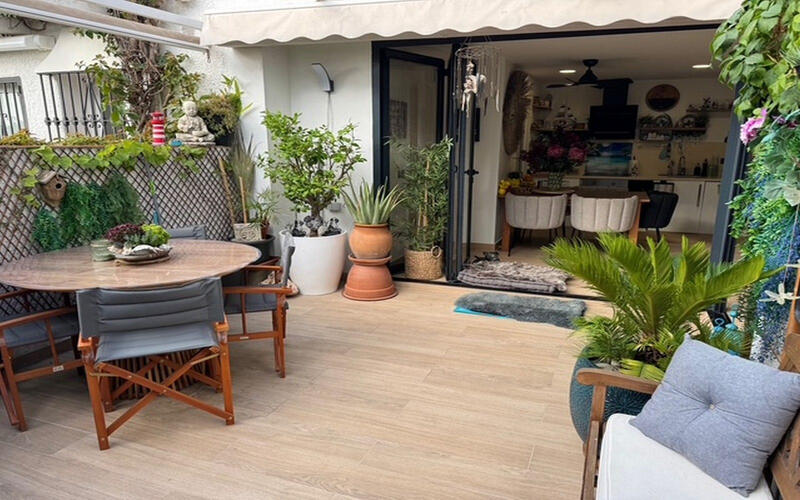 3 bedroom Townhouse for sale