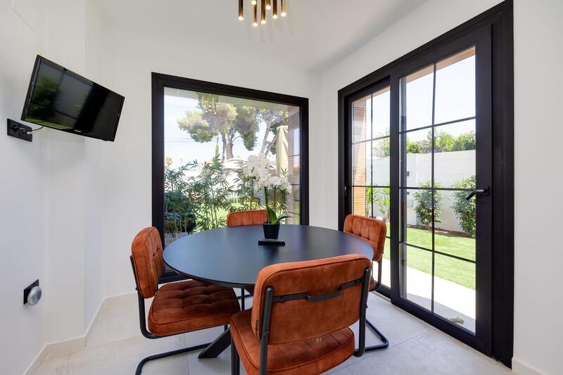 5 bedroom Villa for sale