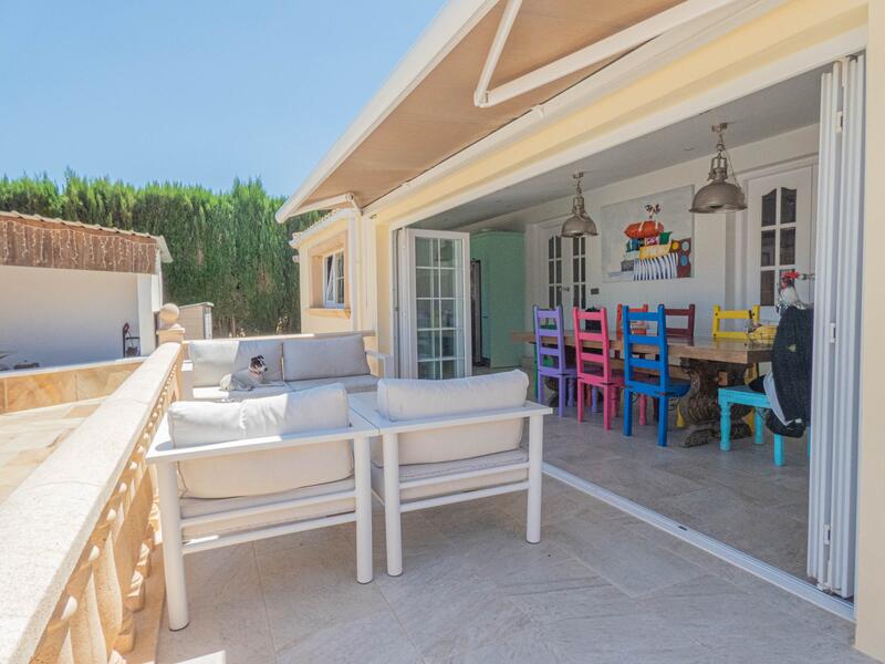 6 bedroom Villa for sale