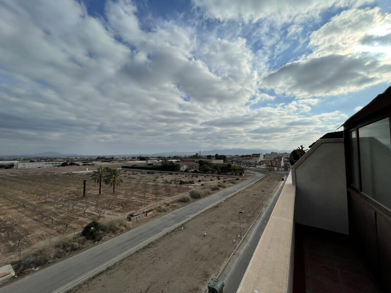 4 bedroom Apartment for sale