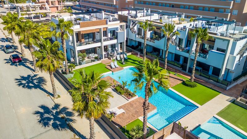 2 bedroom Apartment for sale