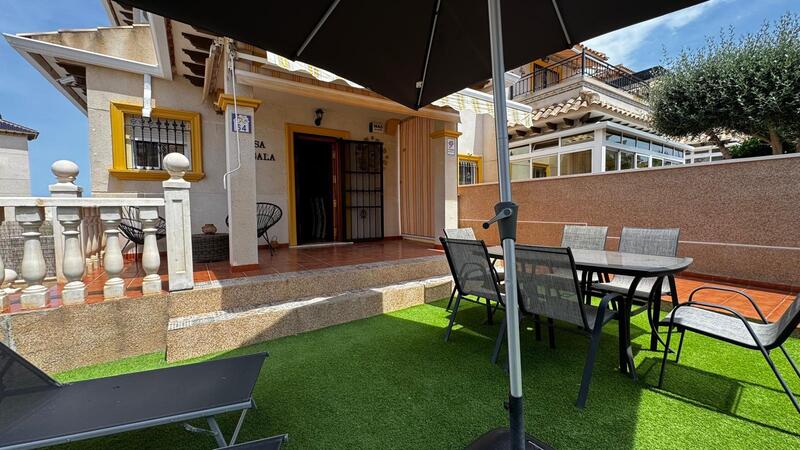 3 bedroom Townhouse for sale