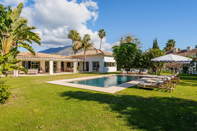 5 bedroom Villa for sale