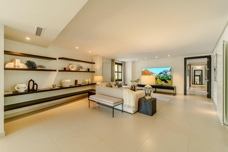 5 bedroom Villa for sale