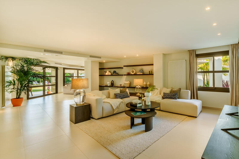 5 bedroom Villa for sale