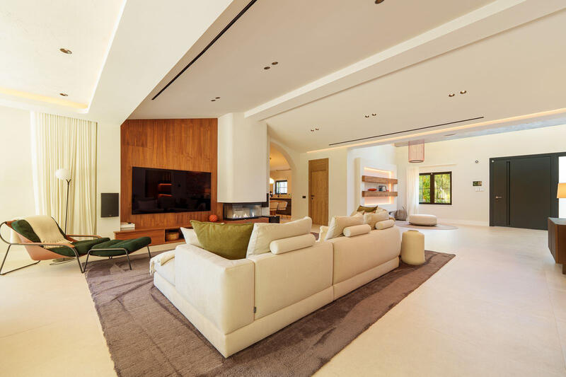 5 bedroom Villa for sale