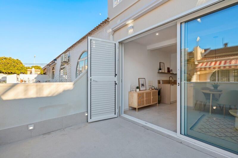 Townhouse for sale in Torrevieja, Alicante