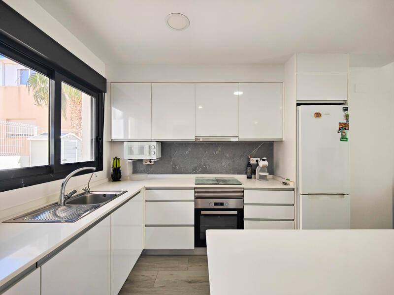 3 спальная комната квартира продается 3 спальная комната квартира продается