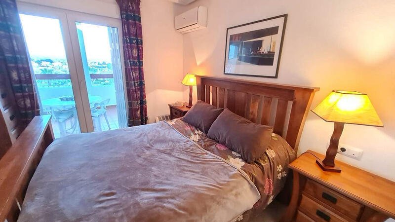 2 bedroom Apartment for sale