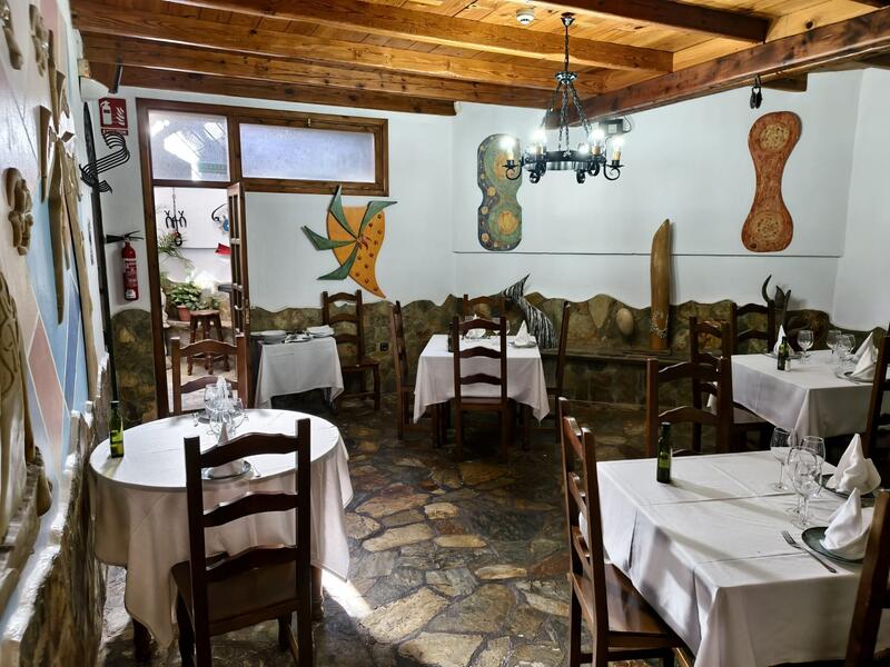 5 bedroom Commercial Property for sale