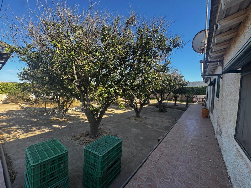 5 bedroom Villa for sale