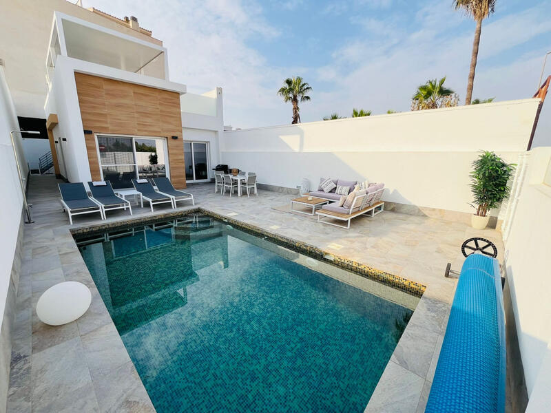 Villa for sale in Avileses, Murcia