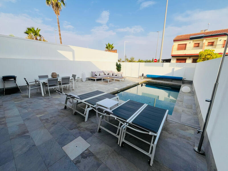 3 sovrum Villa till salu