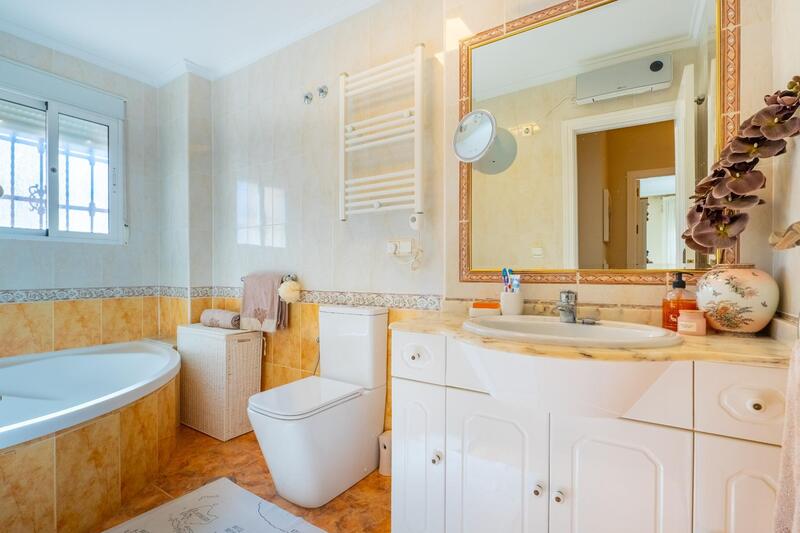 2 bedroom Duplex for sale